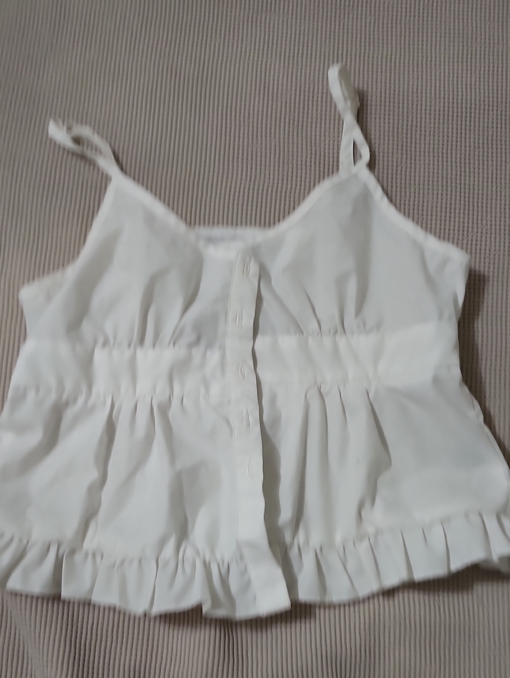 SHEIN White Ruffle Hem Button-Front Camisole